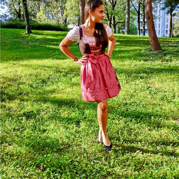 Meet your Posher, Paola - Picture 5 of 7